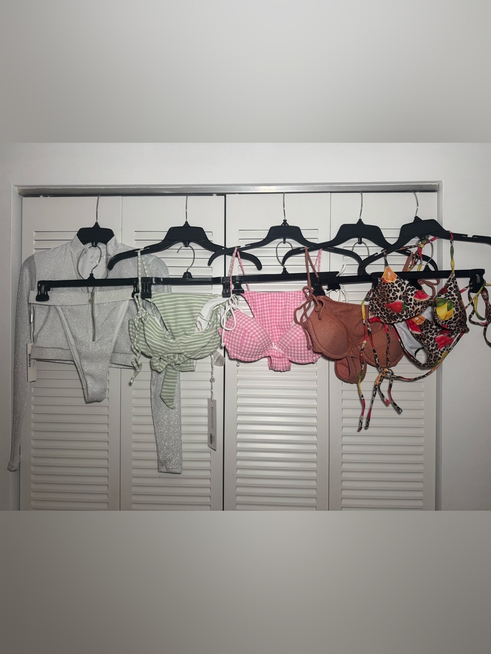 Lot of 5 Whitefox Boutique and Miss Guided bikinis size medium